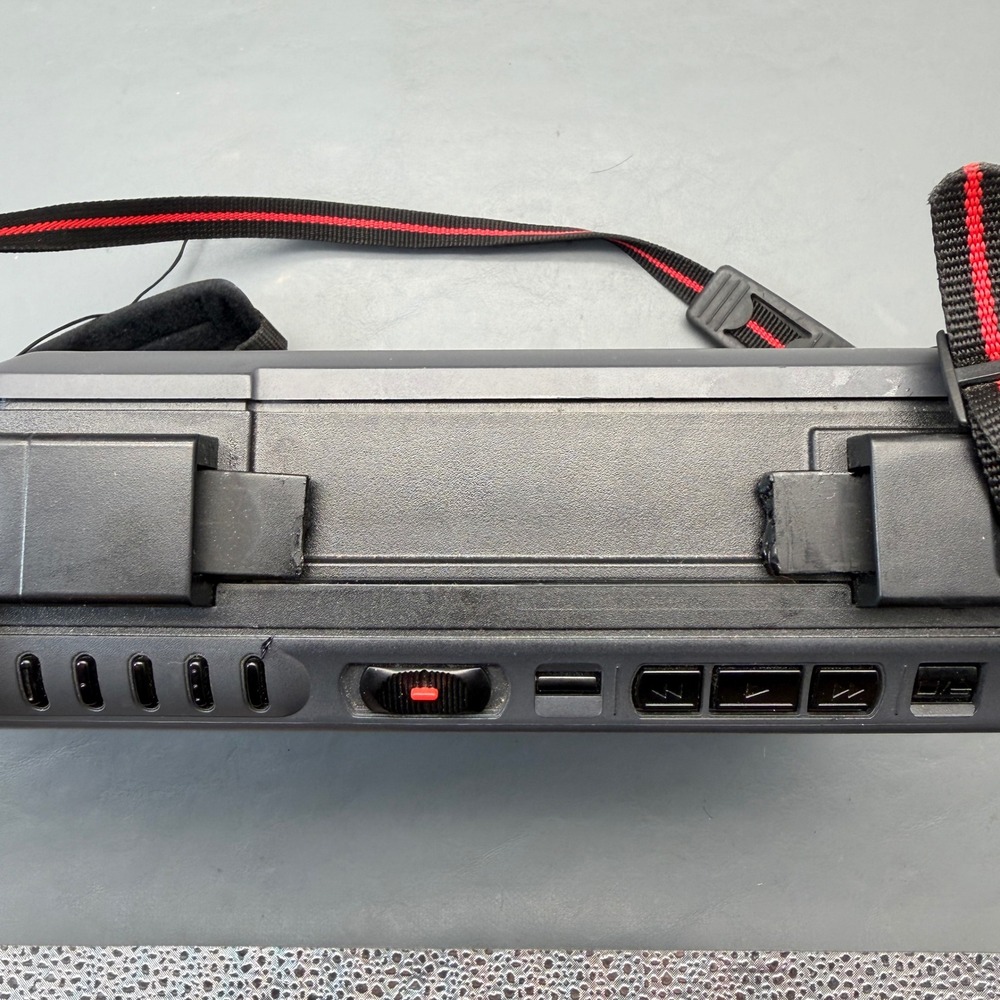 RCA CC547 VHS Camcorder Movie Camera 24x Zoom Bundle Charger Manual FOR PARTS - Picture 4 of 16